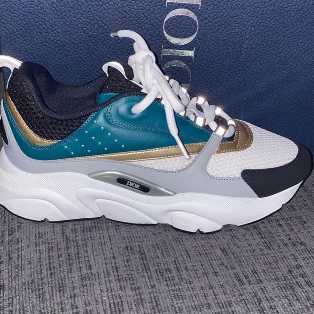 dior b22